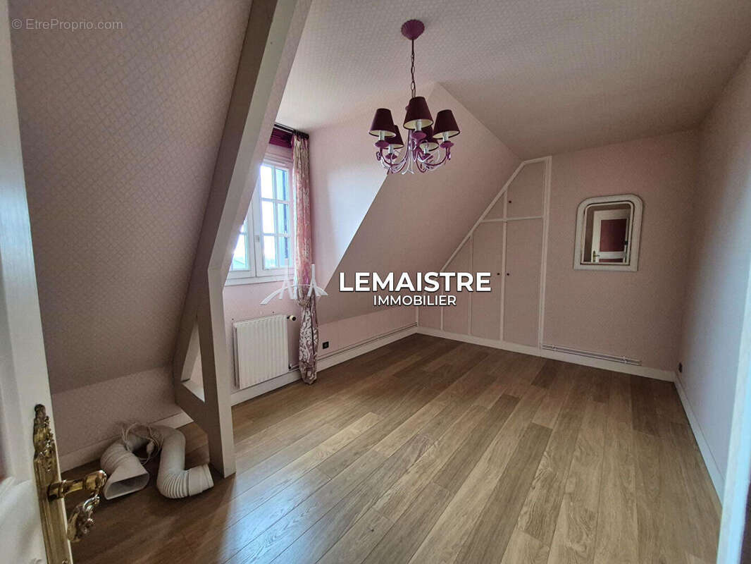 Maison à MONTIVILLIERS