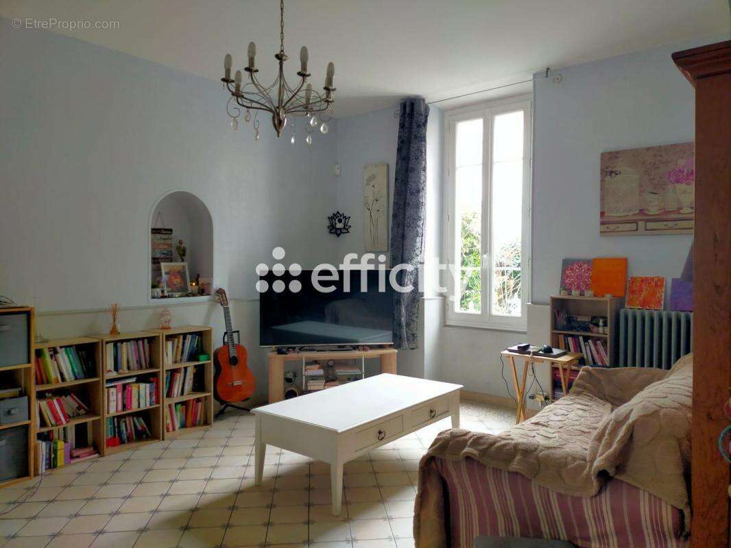 Maison à MIRAMAS