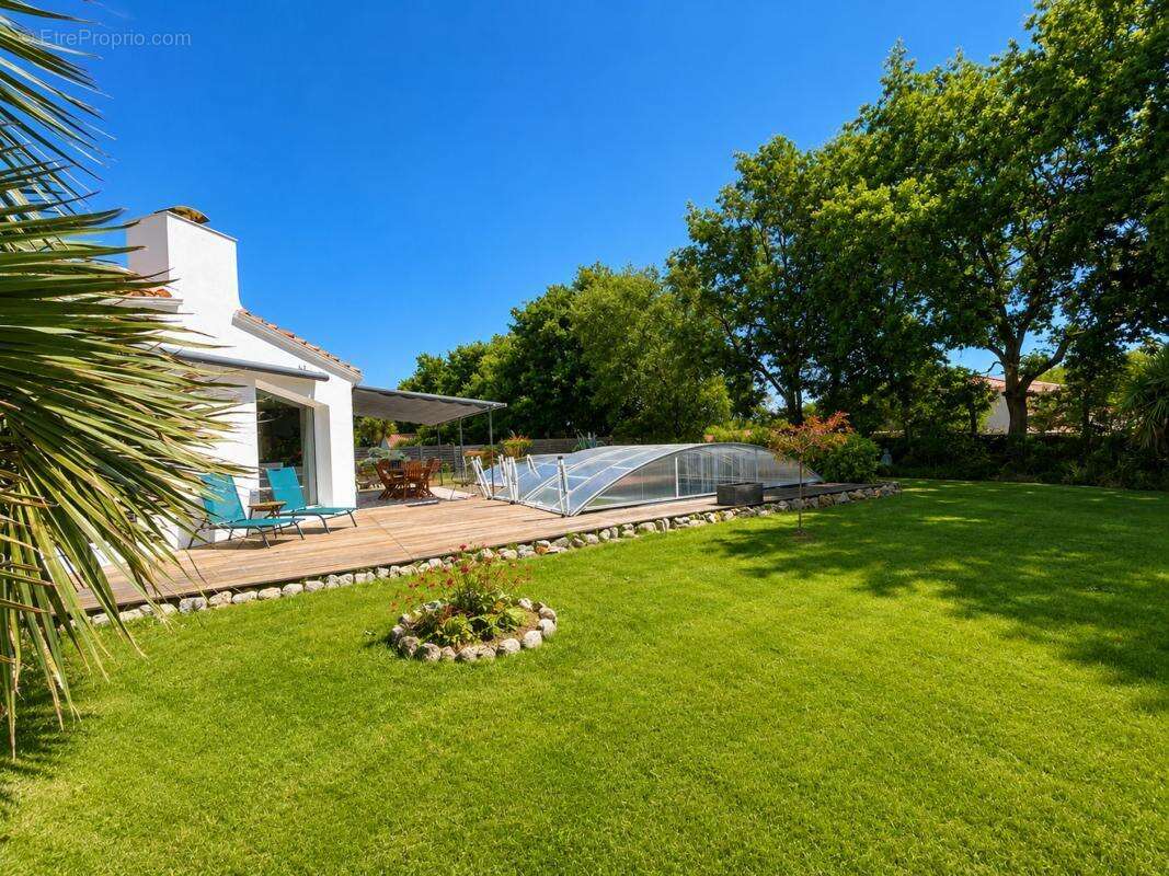 Maison 138 m² à Sainte-Foy  - photo 8