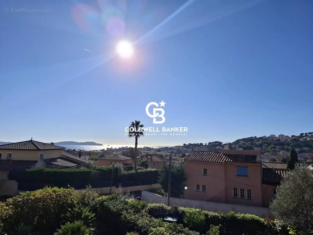 Appartement à CARQUEIRANNE