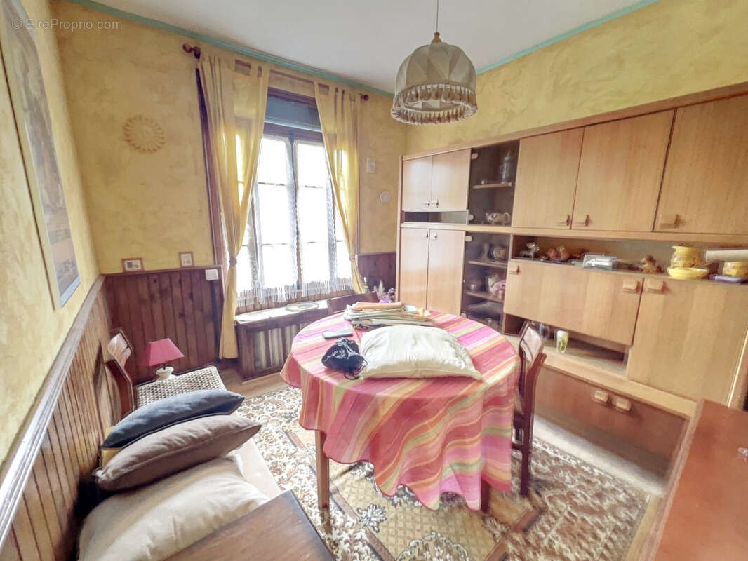 Maison à CHAMPS-SUR-MARNE