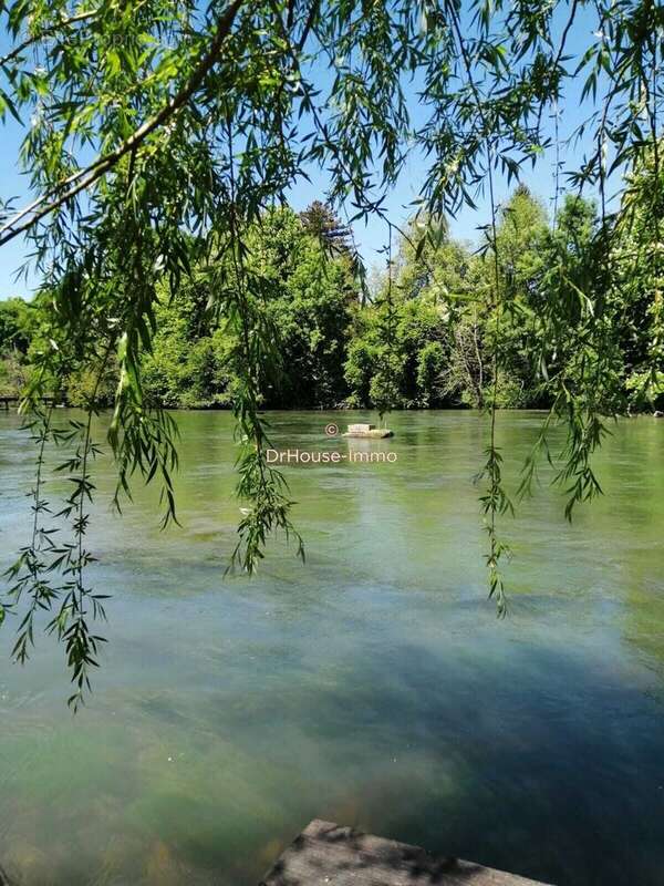 Maison à RUELLE-SUR-TOUVRE