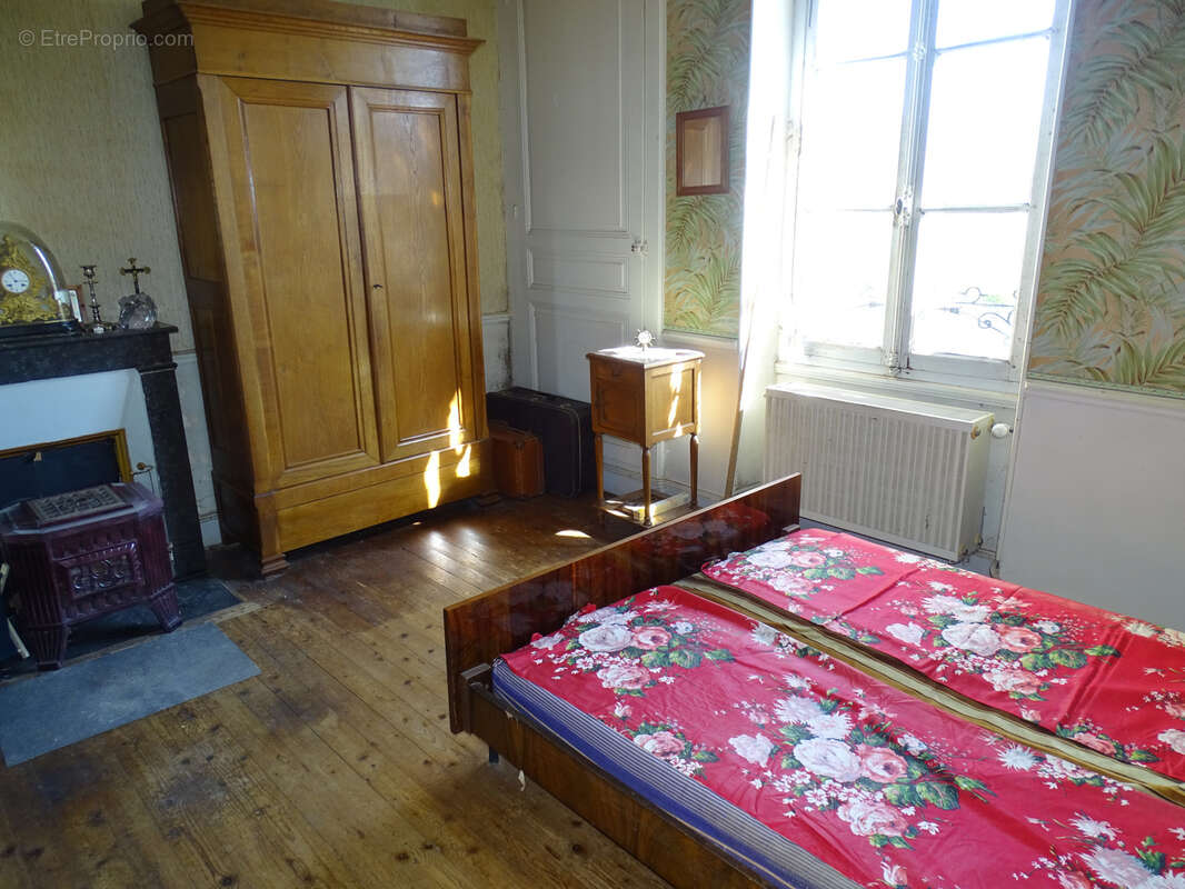 Maison à PLAINES-SAINT-LANGE