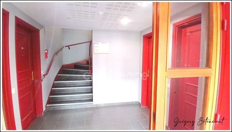 Appartement récent 2 pièces dans une résidence sécurisée à Avion - photo 10