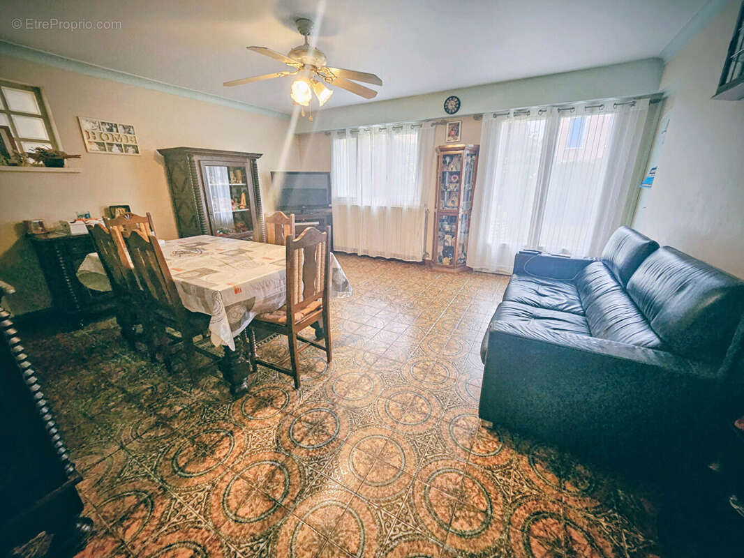 Maison à TREMBLAY-EN-FRANCE