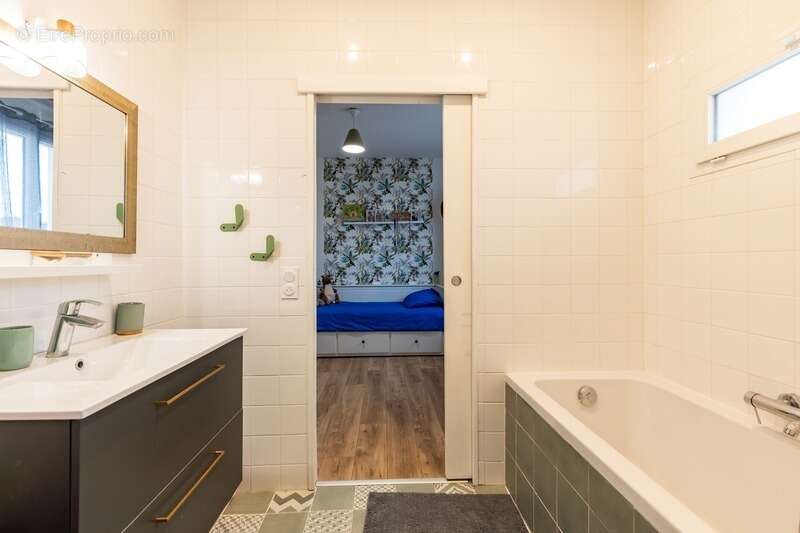 Maison à SAINT-SULPICE-ET-CAMEYRAC