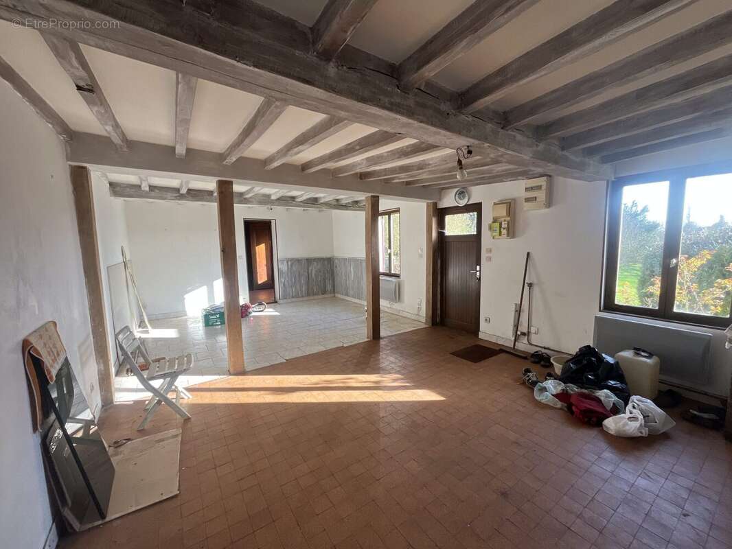 Maison à ETREPAGNY