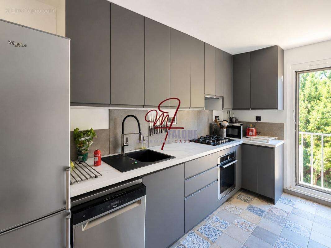 Appartement 82 m² à Cassis  - photo 3
