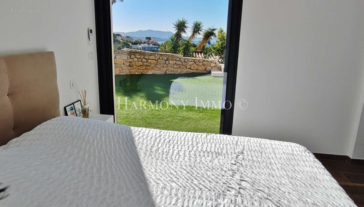 Vue Mer- Appartement T4 de 100m2 en rez-de-jardin à Bandol 83 150 (Var) - photo 7