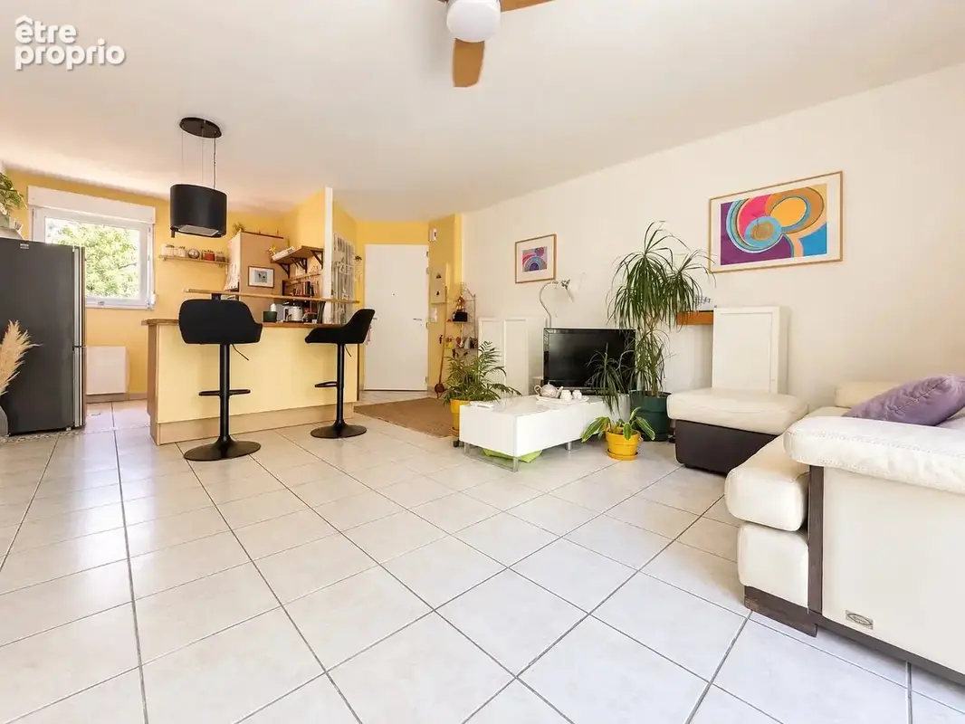 T2 de 49 m2 avec balcon et parking - photo 2