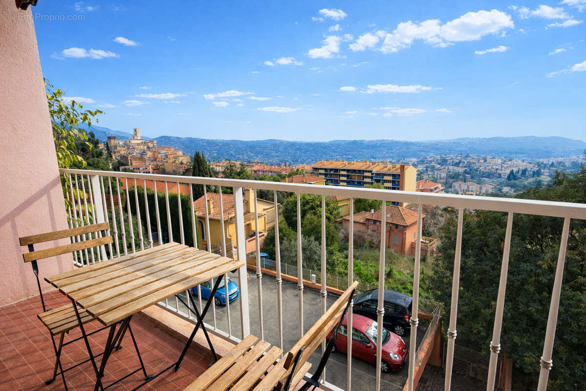 Appartement à GRASSE