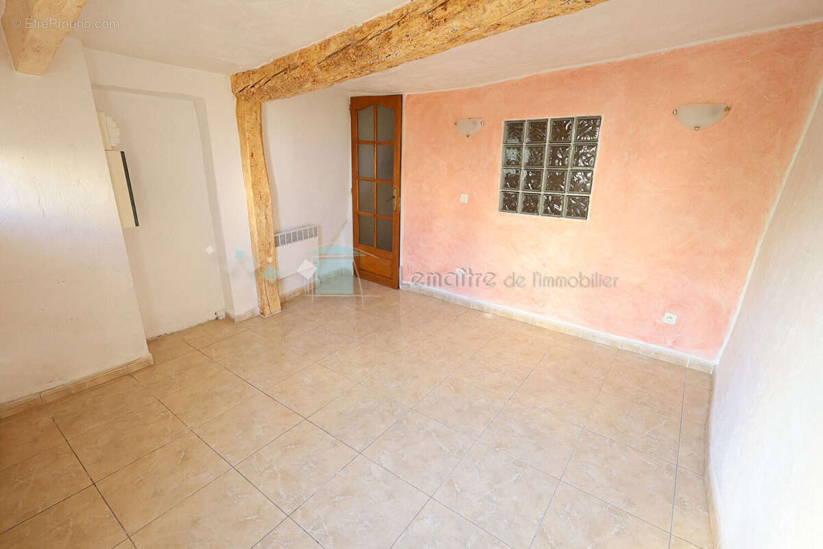 Maison Fayence 7 pièce(s) 180 m² en deux habitations - photo 8