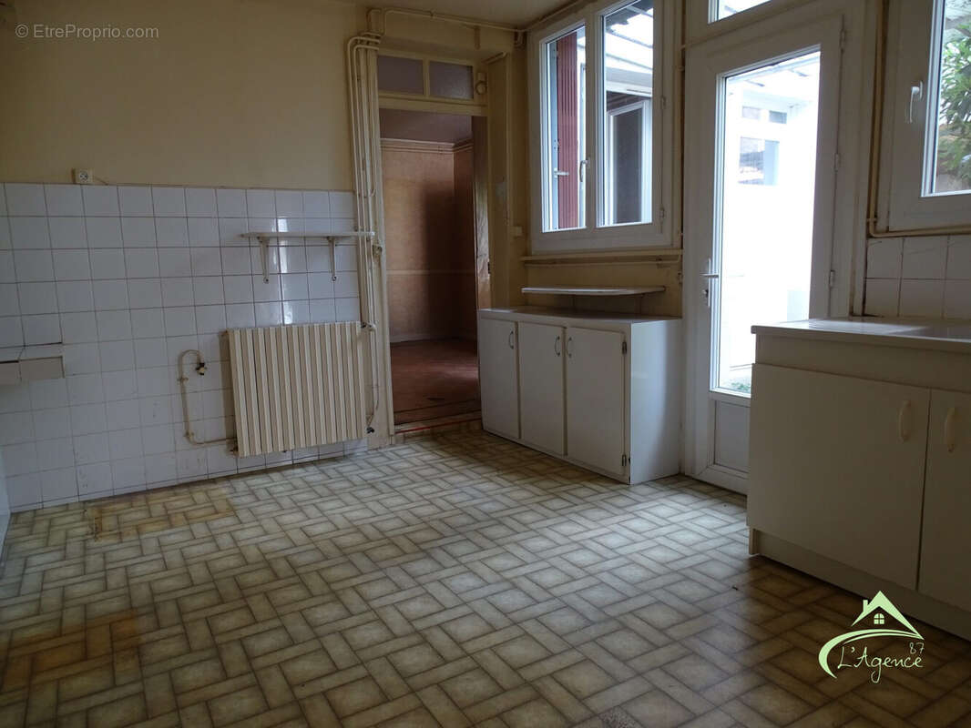 Maison à SAINT-JUNIEN