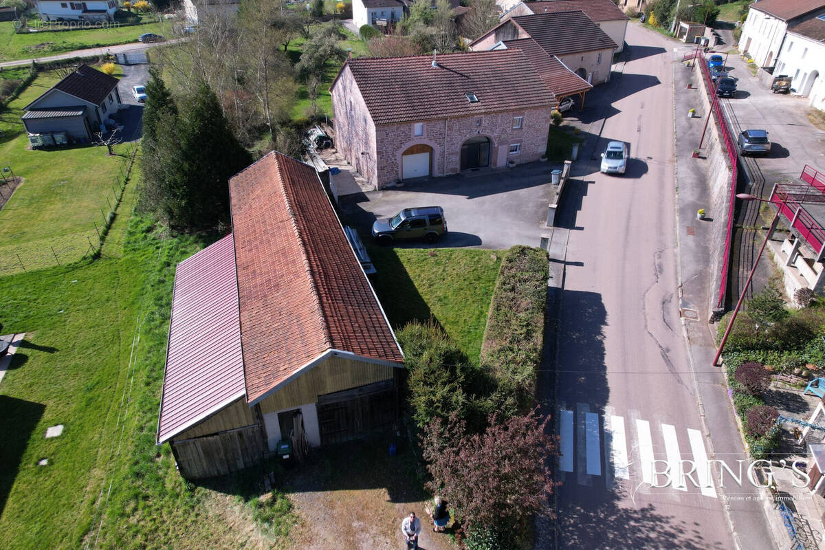 Terrain à BROUVELIEURES