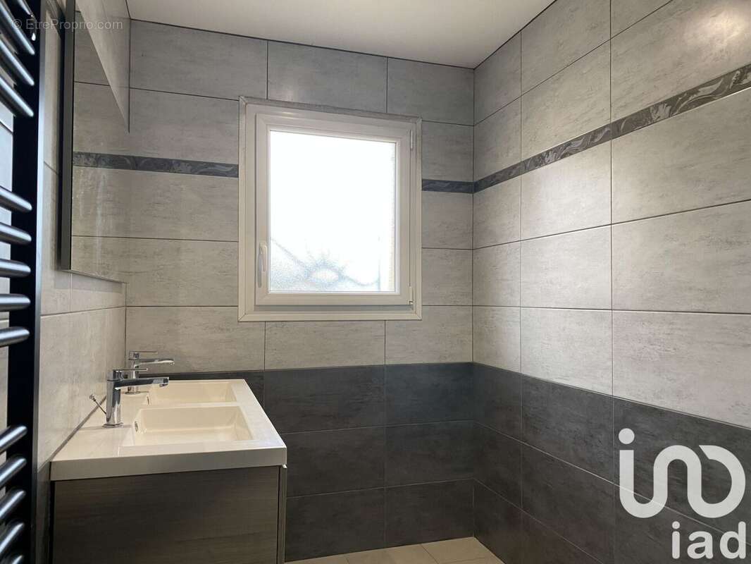 Photo 7 - Maison à MENESPLET