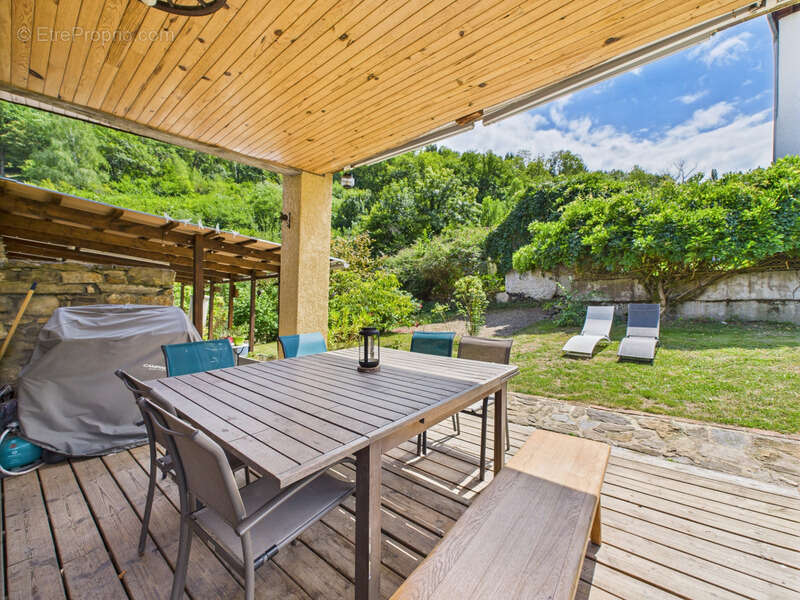 Maison à LES MOLLETTES