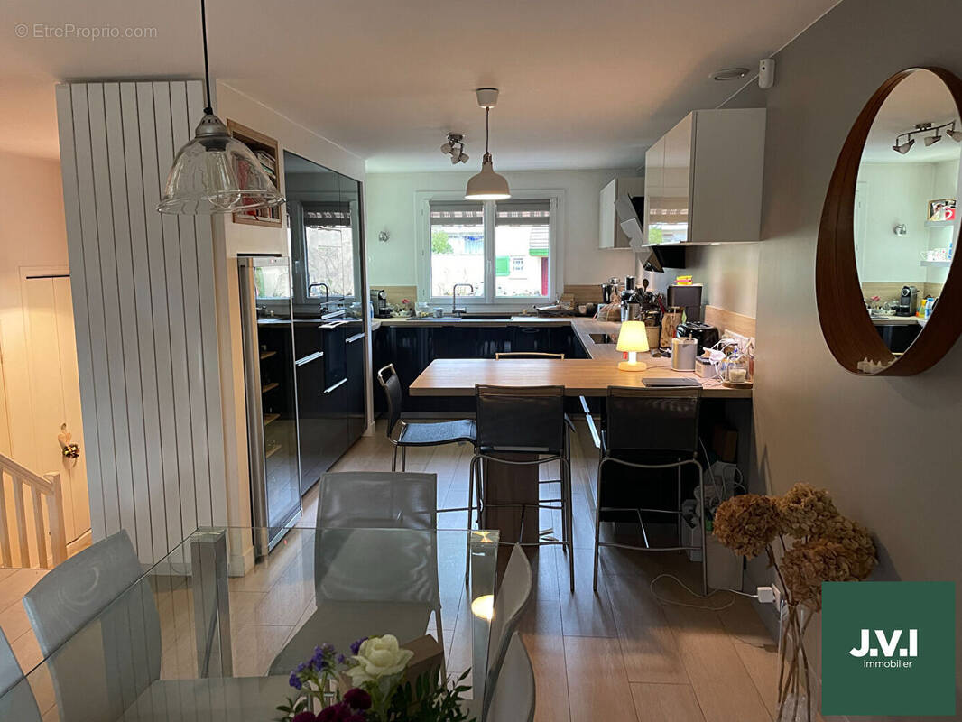 Maison à MONTMORENCY