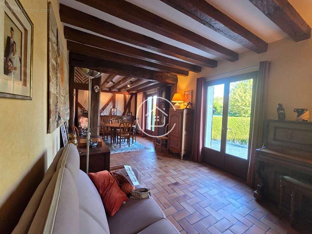 Maison à SAINT-GERVAIS-LA-FORET