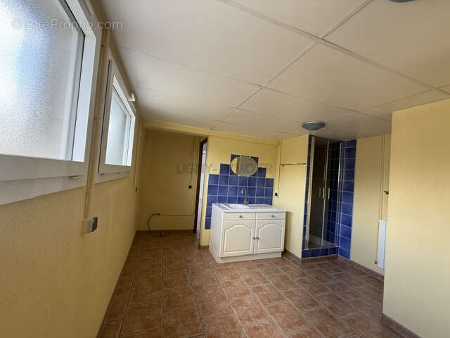 Maison à GREGES