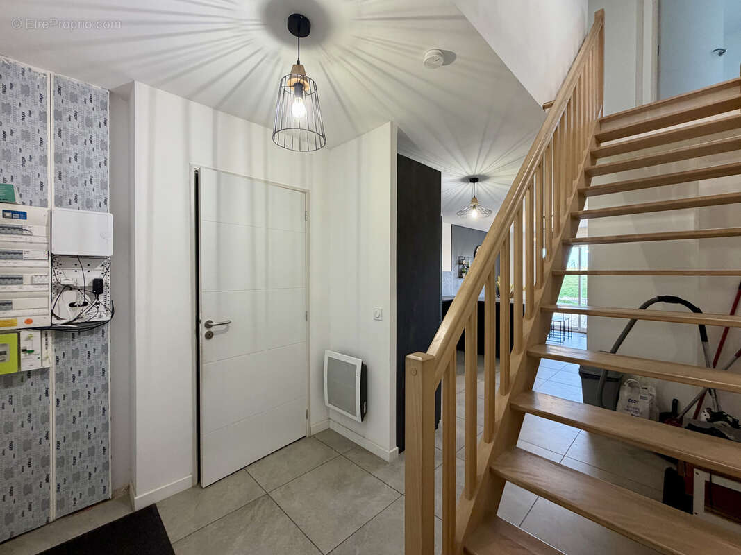 Maison à COULOMMIERS