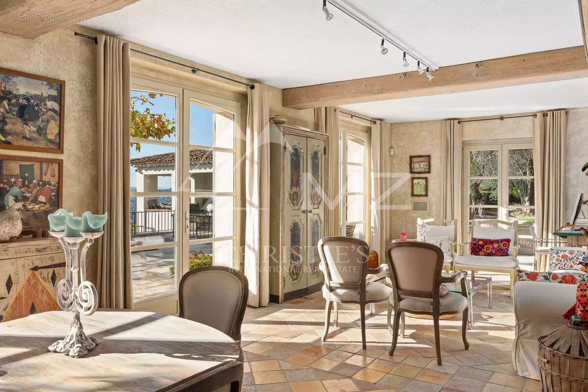 Maison à GRASSE