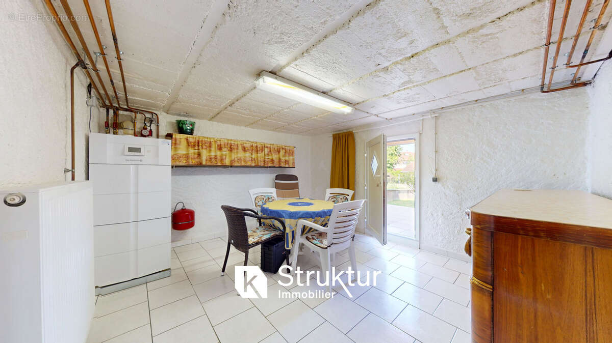 Maison 126 m² à Tressange  - photo 18