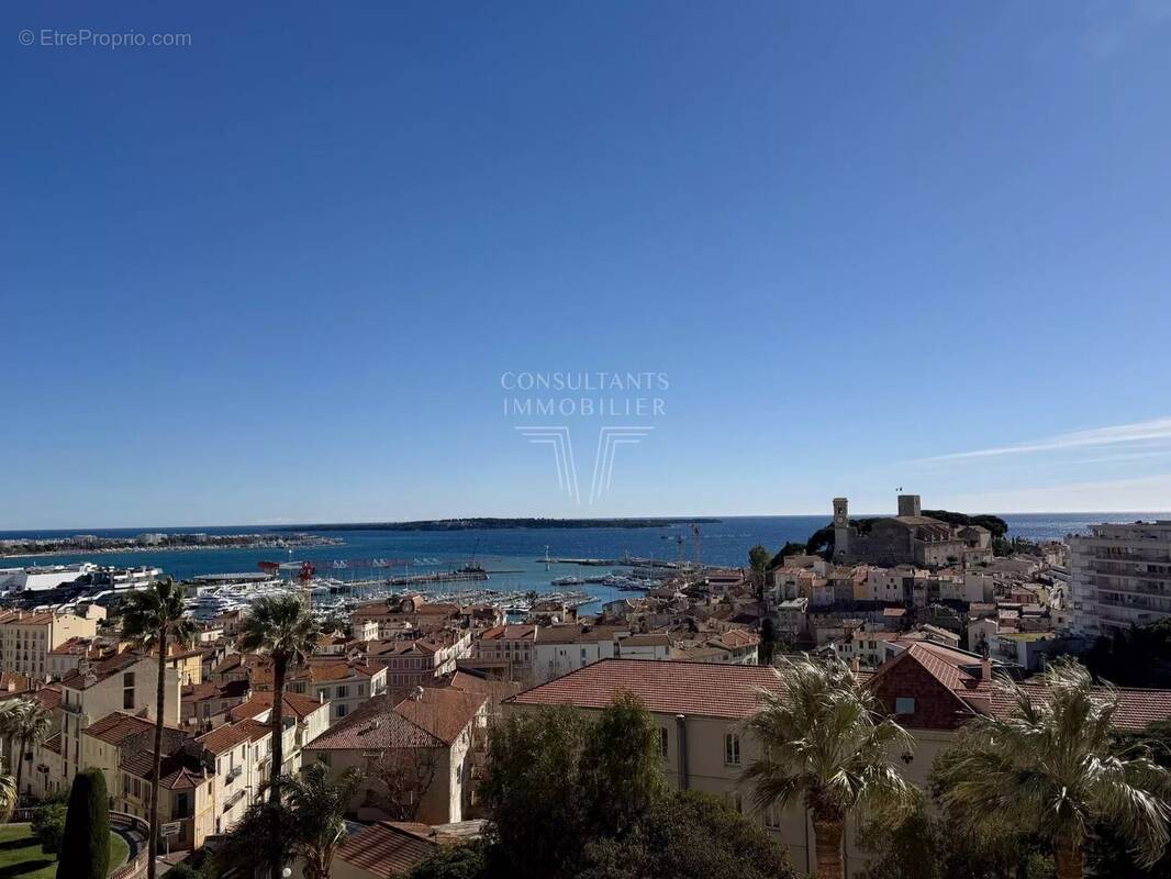 Appartement à CANNES