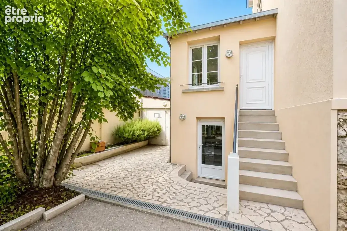 Maison de 8 pièces de 160 m² à Troyes - photo 22