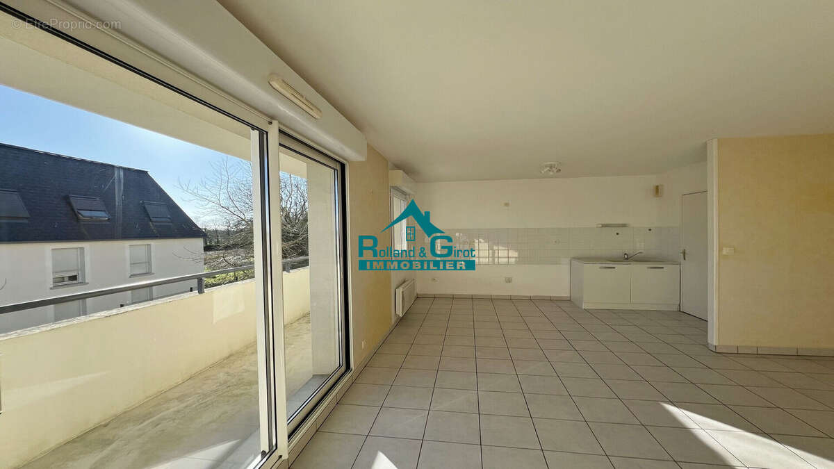 Appartement à SAINT-AUBIN-D'AUBIGNE