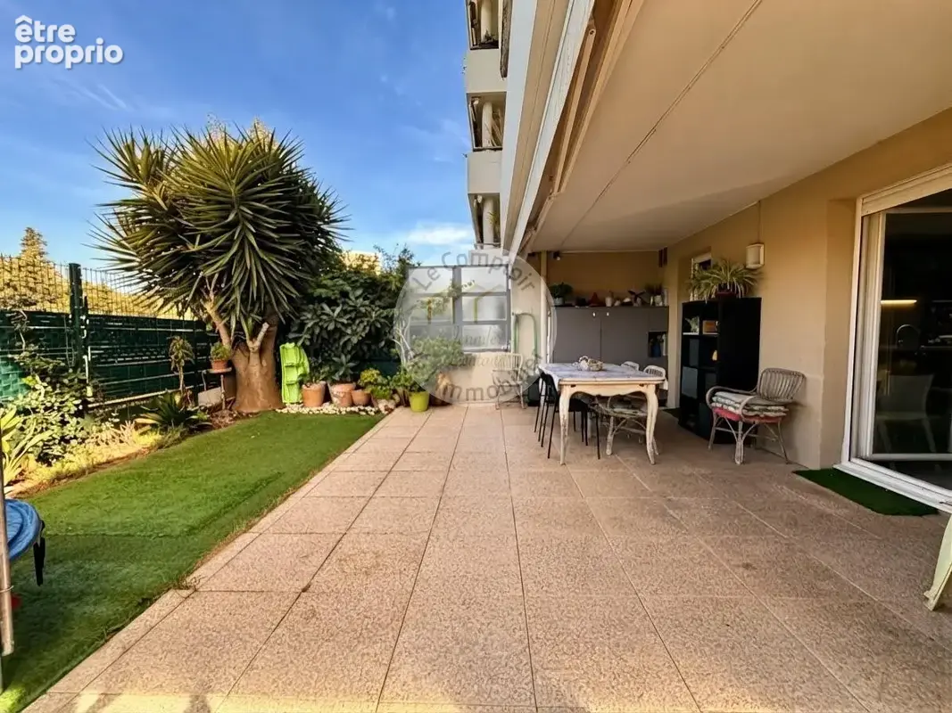 Appartement à MARSEILLE-9E