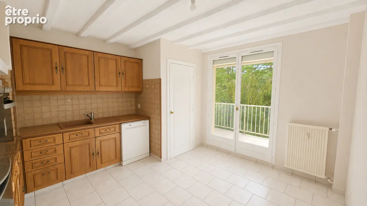 Appartement Bourgoin Jallieu 5 pièce(s) 88.99 m2 - photo 3