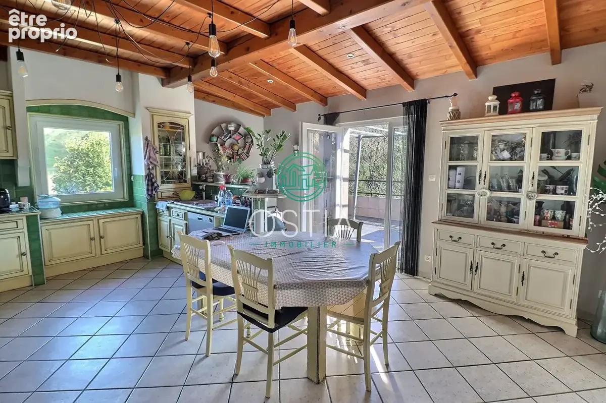 Ferme St Paul En Jarez 175 m2 - photo 6