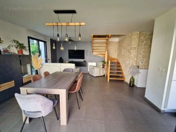 THIAIS - Maison moderne (2019) et familiale proche toutes commodités - photo 4