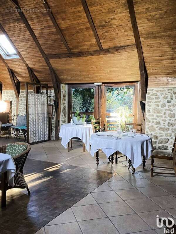 Photo 5 - Commerce à USSEL