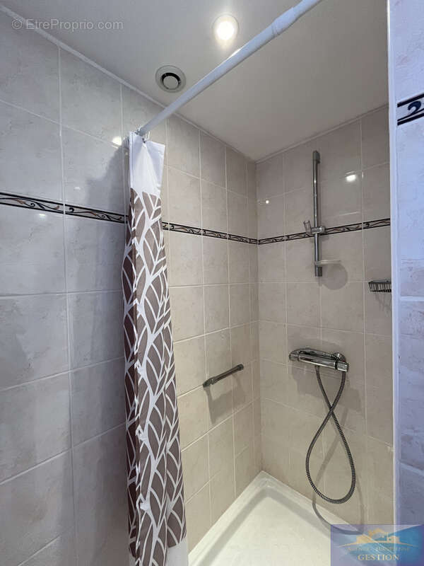 Appartement à ADAST