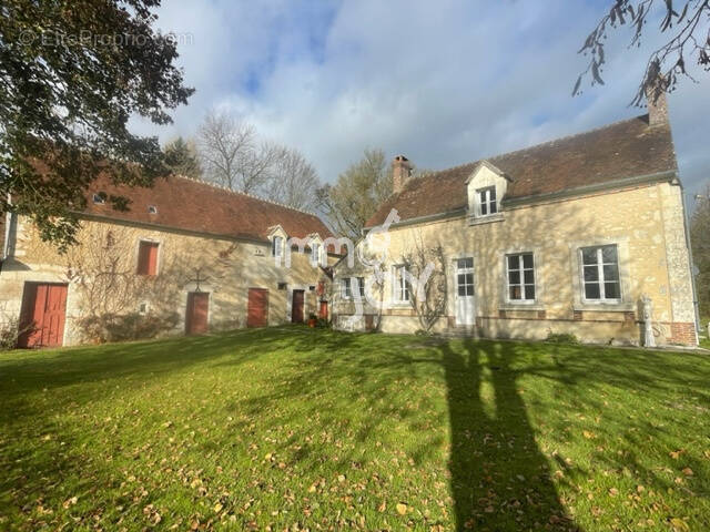 Maison à CONDE-SUR-HUISNE