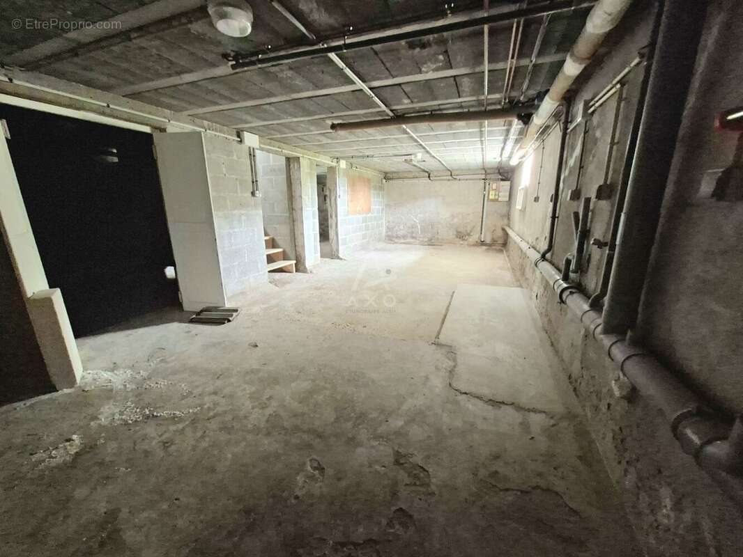 Maison à VARENNES-VAUZELLES