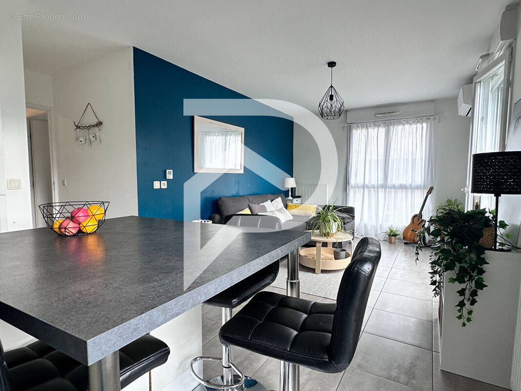 Appartement à MENNECY