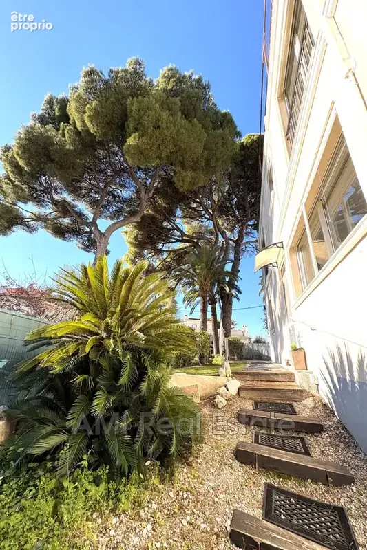 Maison 160 m² à Nice  - photo 2