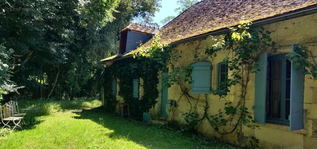 Maison à RUFFEC