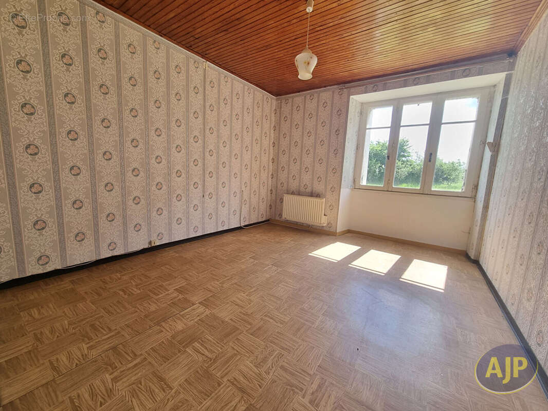 Maison à PAULX
