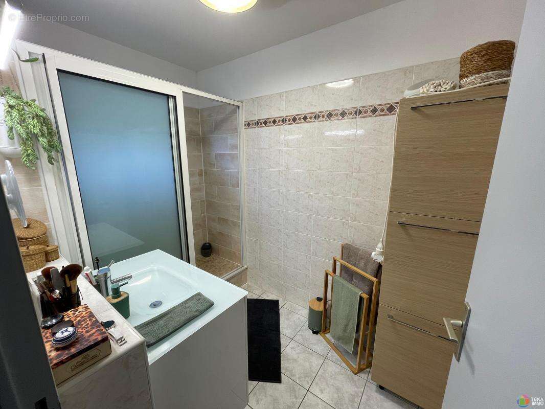 Appartement à SAINT-DENIS