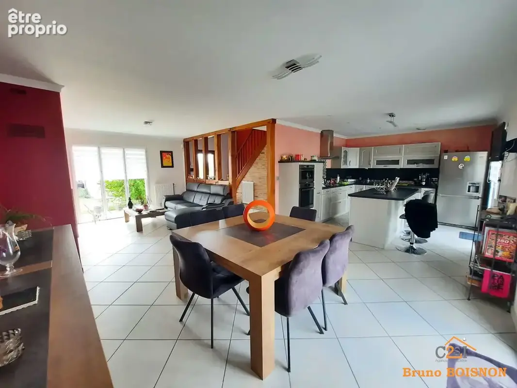 Maison 6 pièces 164  m2 sur Notre Dame d'Oé - photo 6