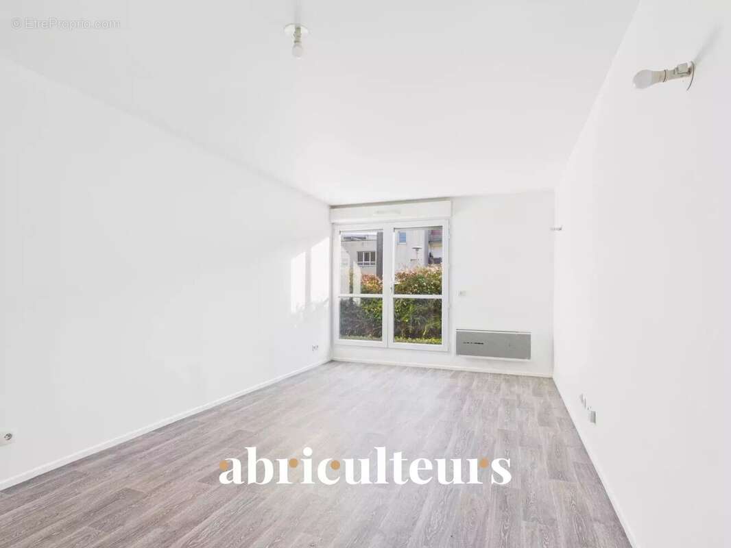 Appartement à SURVILLIERS