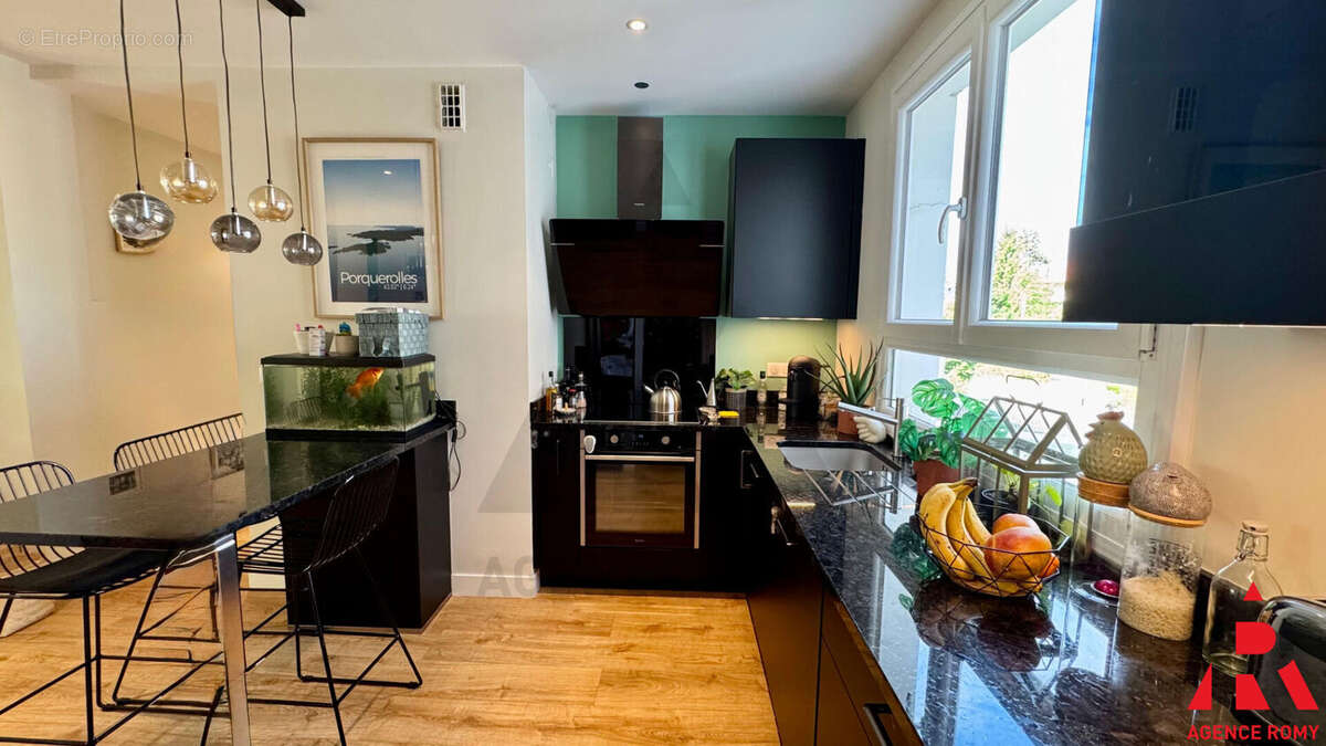 Appartement à VERSAILLES