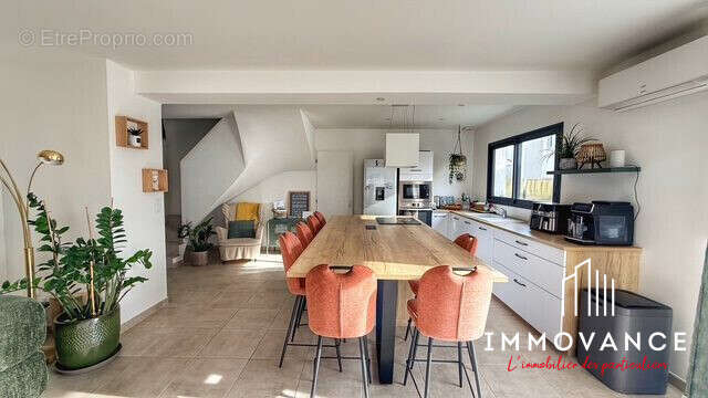 Maison à VENDARGUES