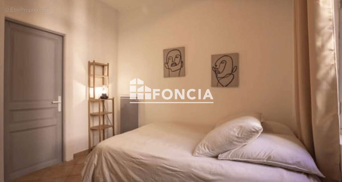 Appartement à MARSEILLE-6E