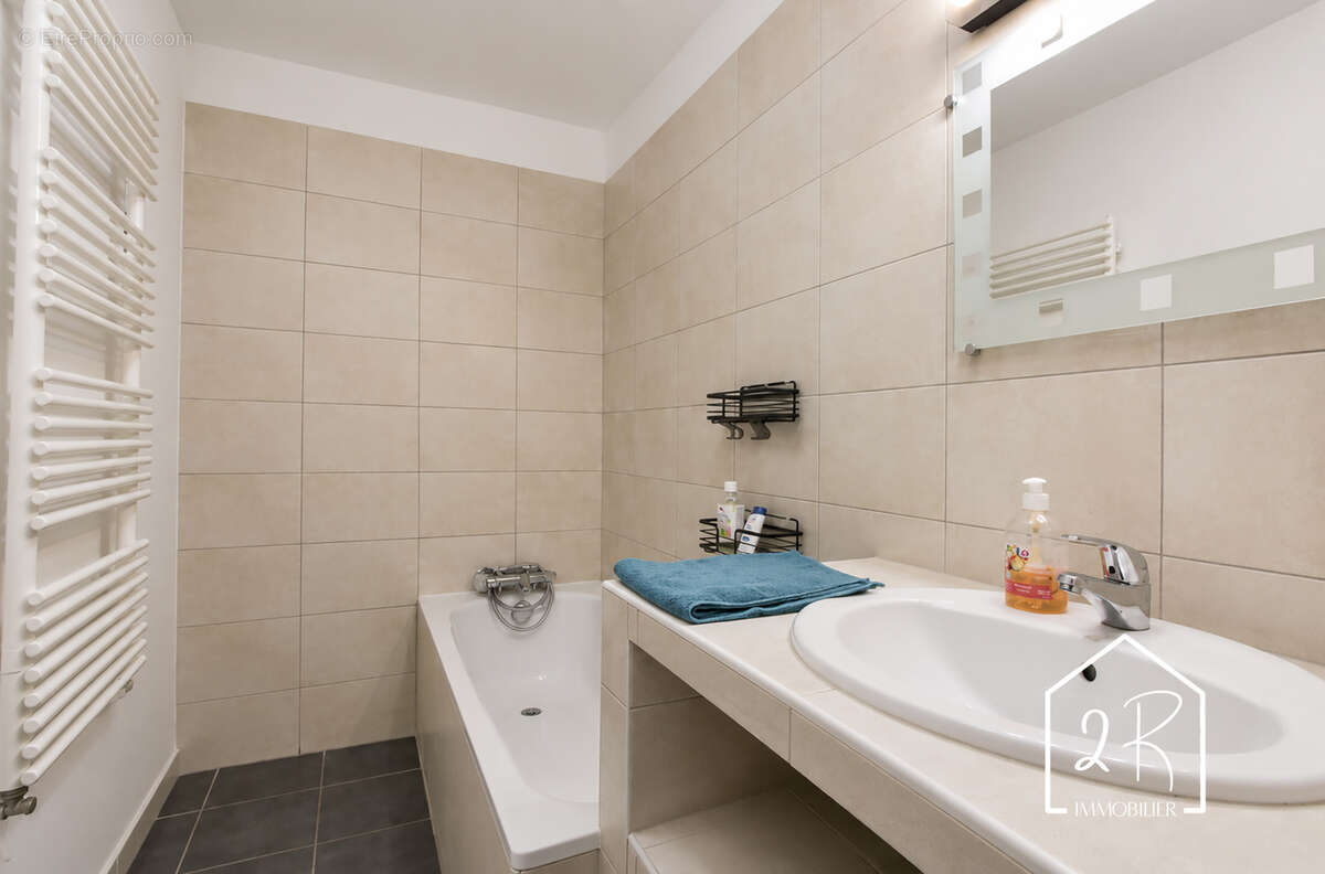 Maison 185 m2  - terrain - piscine - photo 18