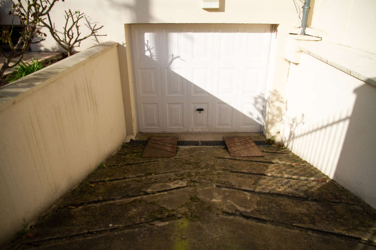 Maison à VILLENEUVE-LE-ROI