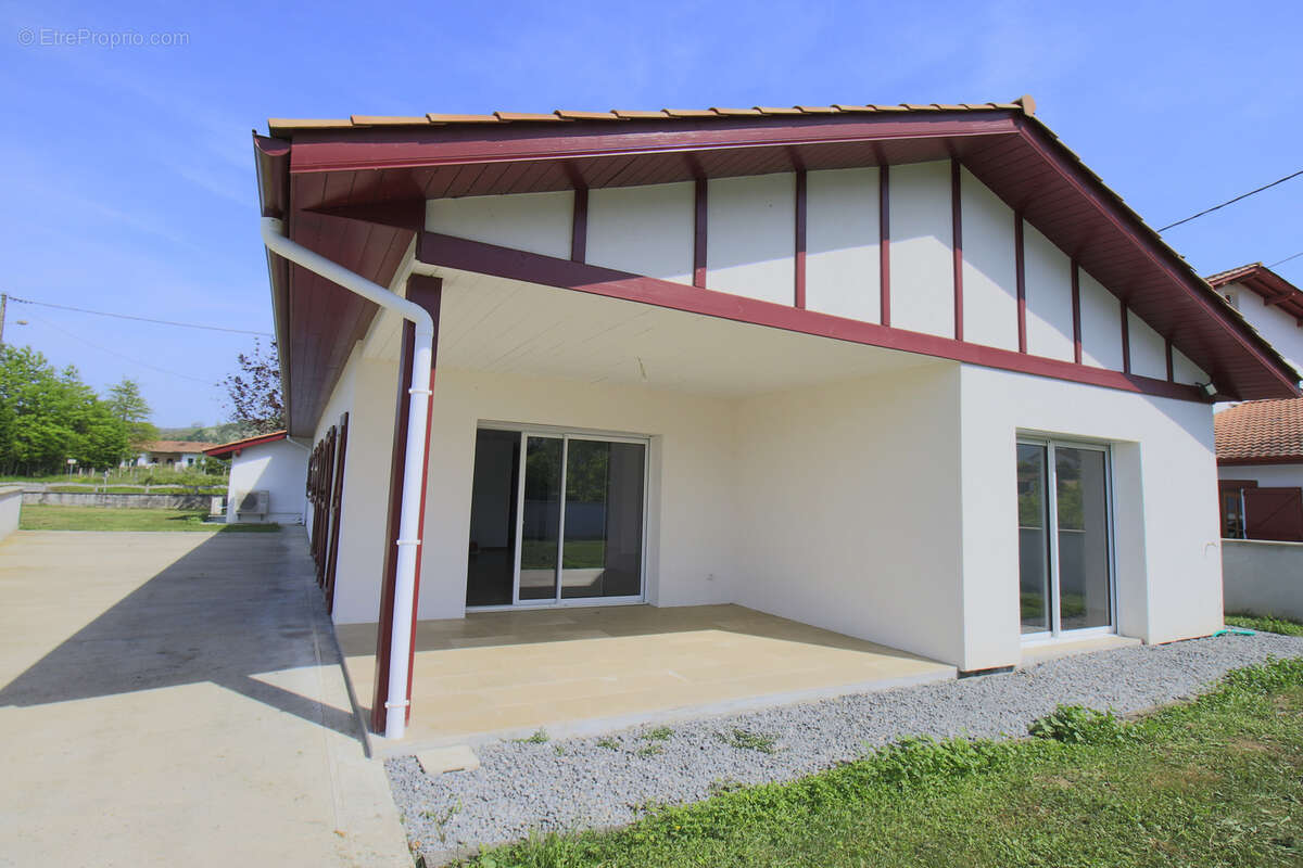 Maison à SAINT-JEAN-LE-VIEUX